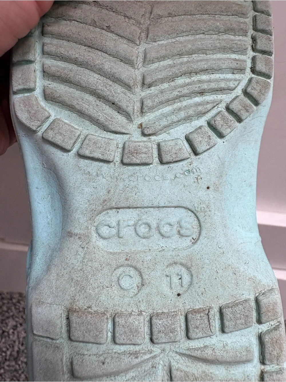 Crocs Light Blue Glitter Waterproof Clog w/ Elsa and Snowflake Charm Size 11c